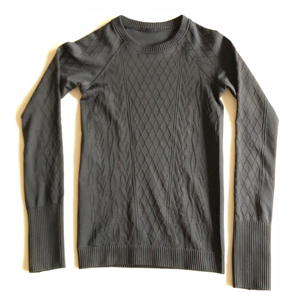 Restless pullover